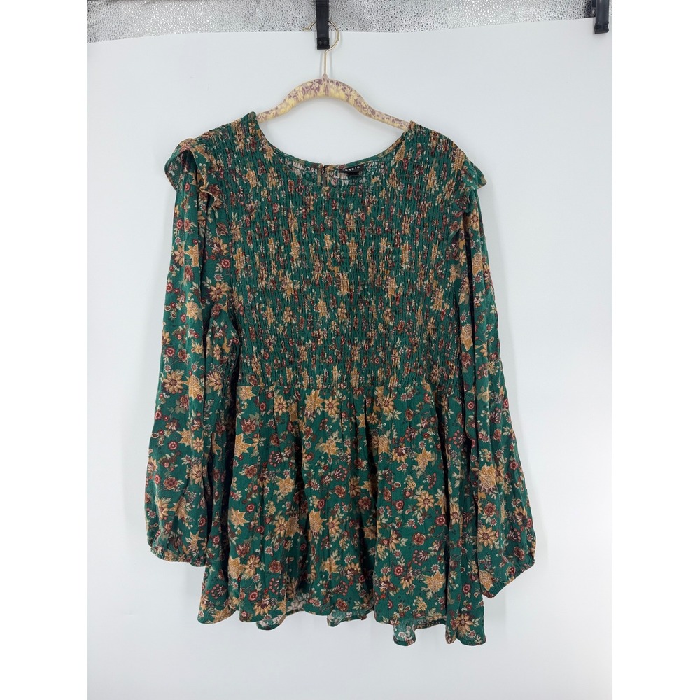 Torrid Green Floral Smocked Babydoll Blouse Long Sleeve Ruffle Top Size 2 Plus